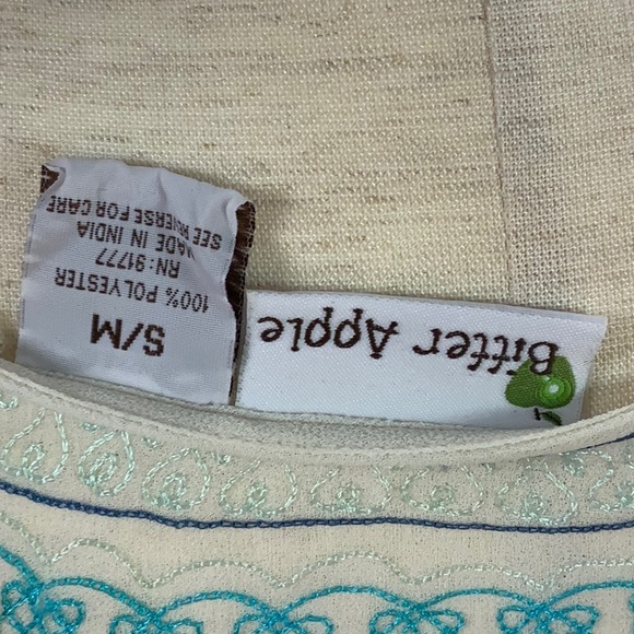 Cream/white sheer beach cover PIZAZZ - Picture 9 of 10